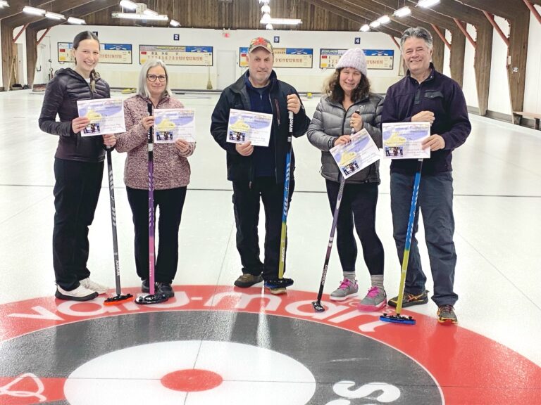 Club celebrates “Learn to Curl” graduation
