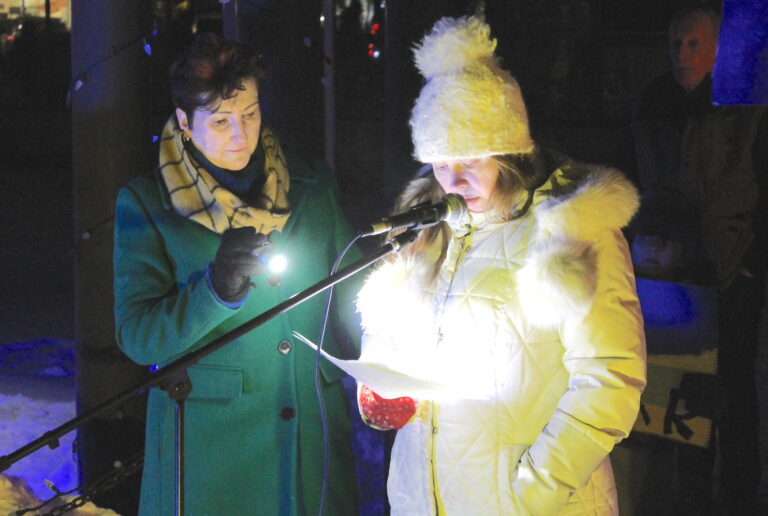 Community rallies for Ukraine