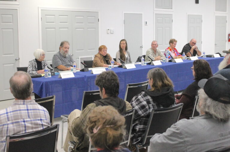 Mayor Grills returns as head of townships council