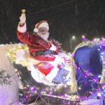 cr parade-santa