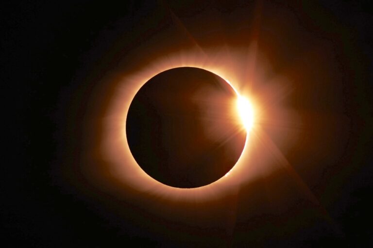 No school for solar eclipse