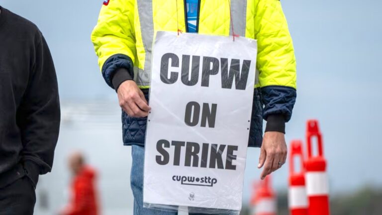 No end in sight to post office strike