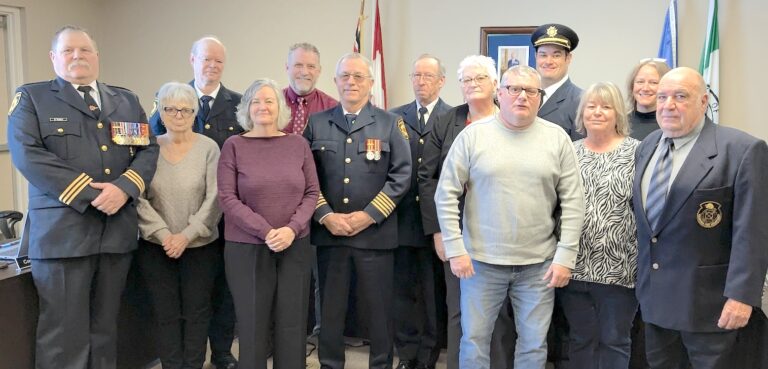 Laurentian Hills honours long-serving firefighters